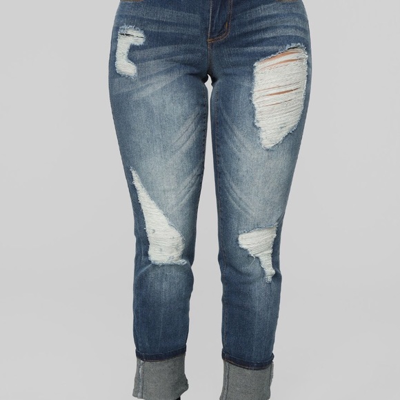 FASHION NOVA JEANS - Picture 2 of 3